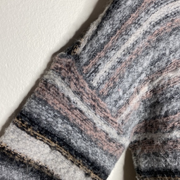 American Eagle plush knit striped mockneck sweater size XS - Picture 6 of 11